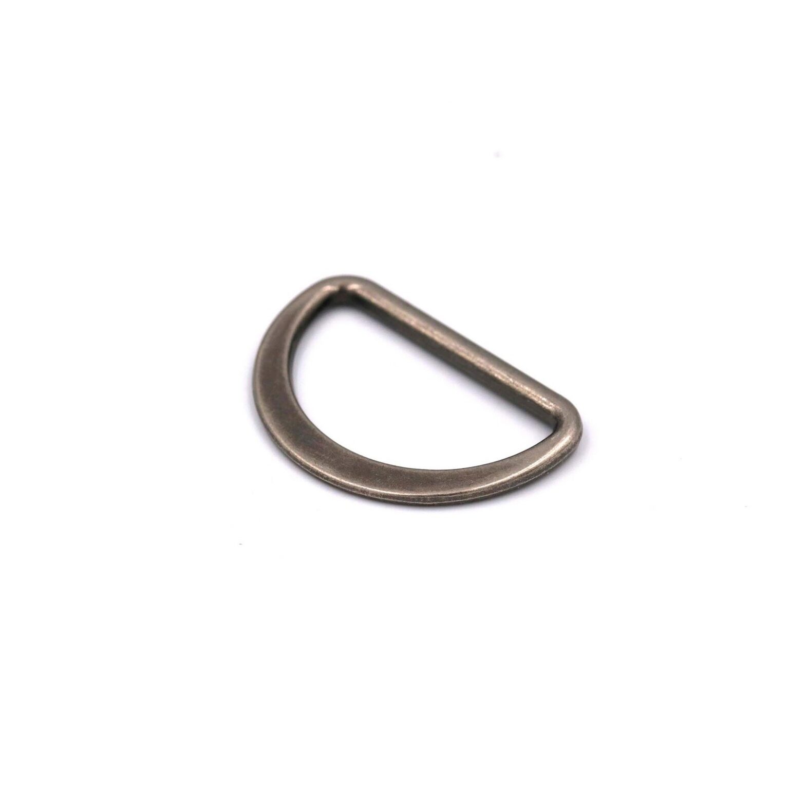 This is a 30mm D-Ring, made from cast and Antique Nickle Plated in colour.