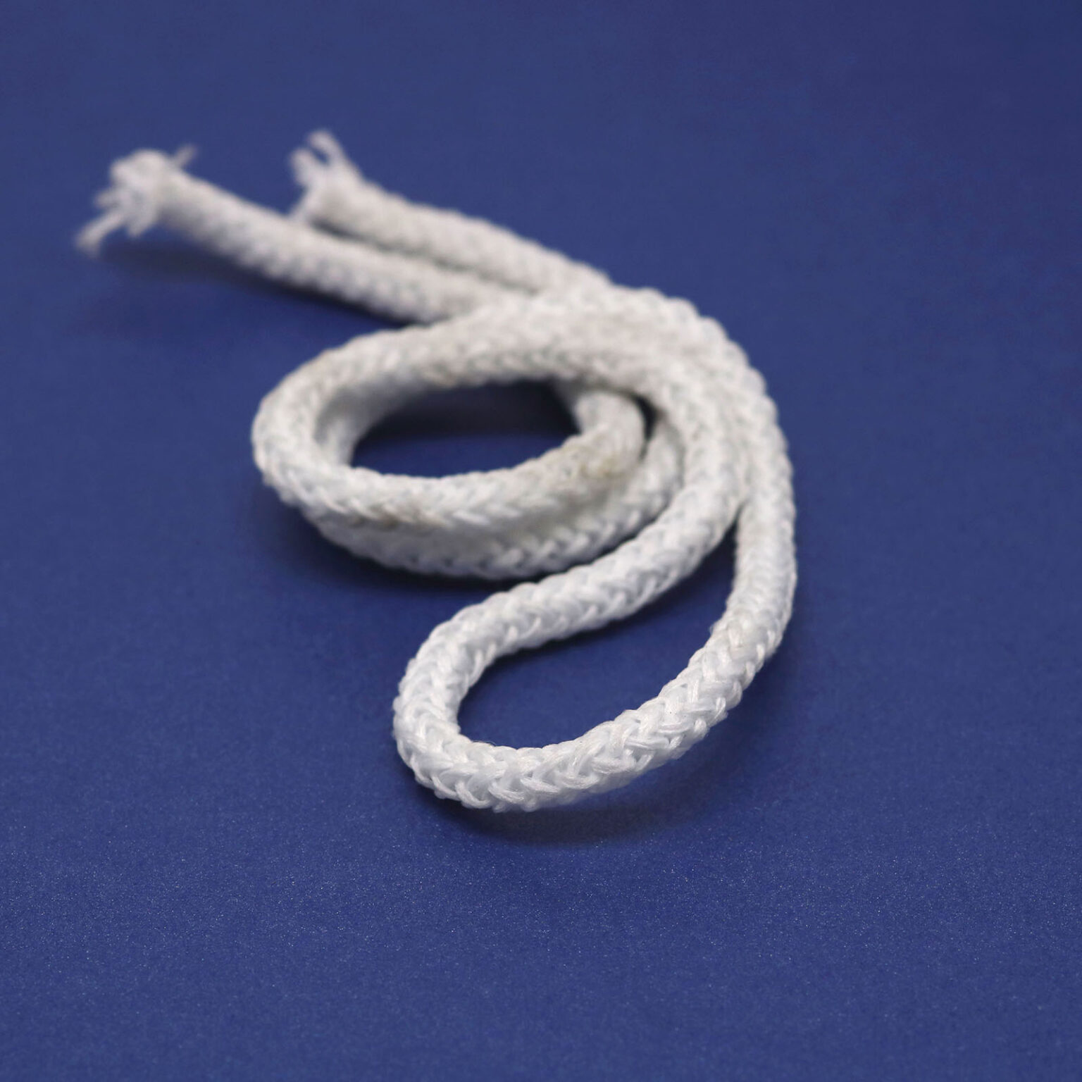 This is a 4mm drawcord and White in colour.